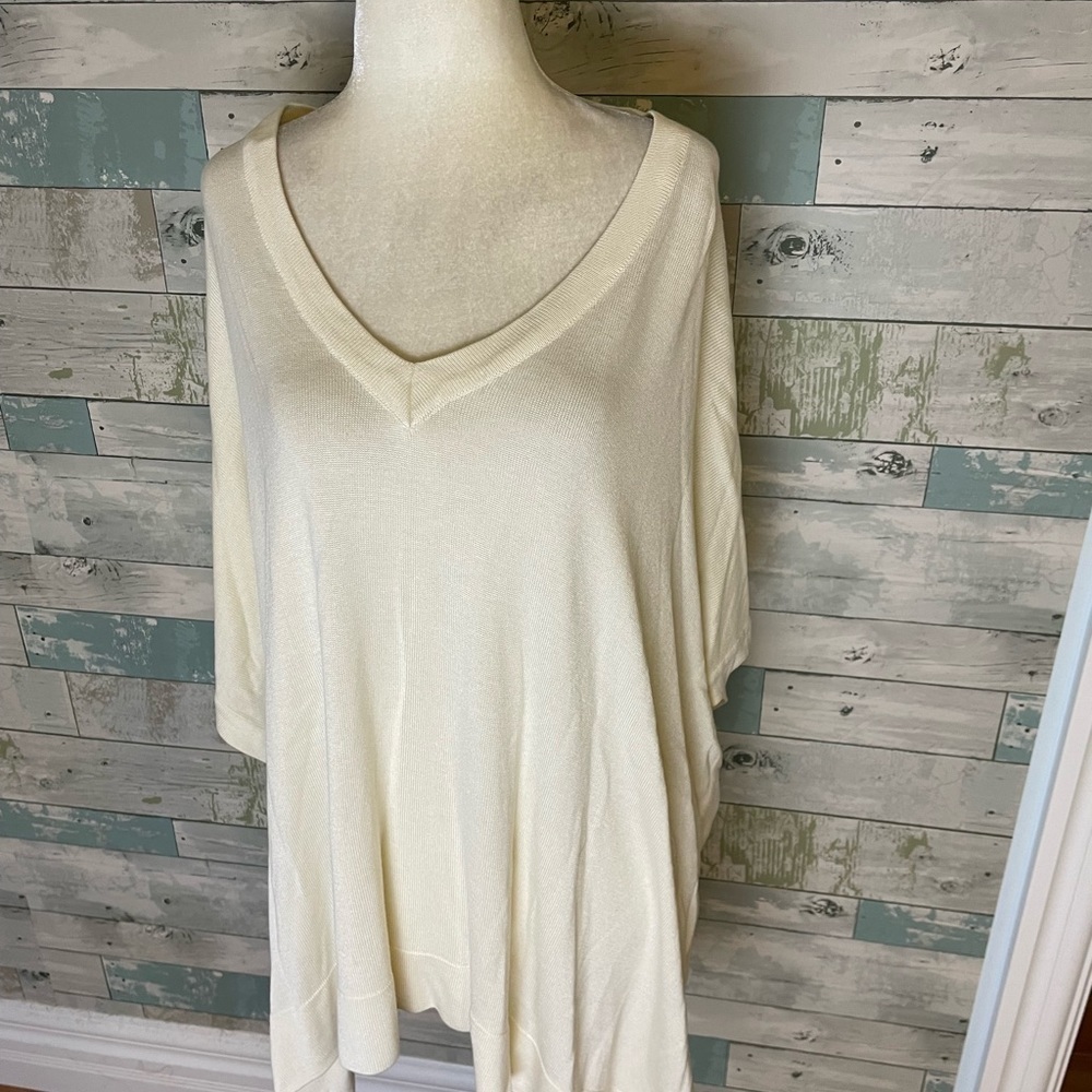 Ann Taylor poncho sweater size S - but will fit much larger!
